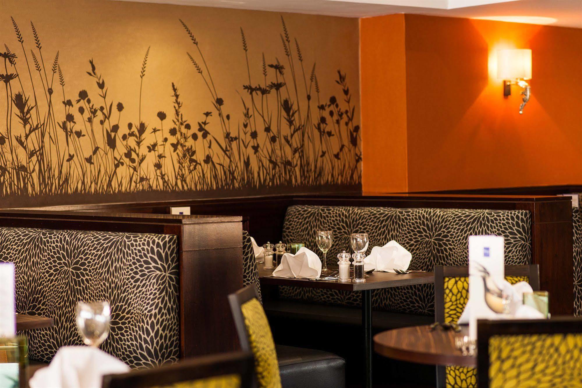 Leonardo Inn Glasgow West End Bagian luar foto